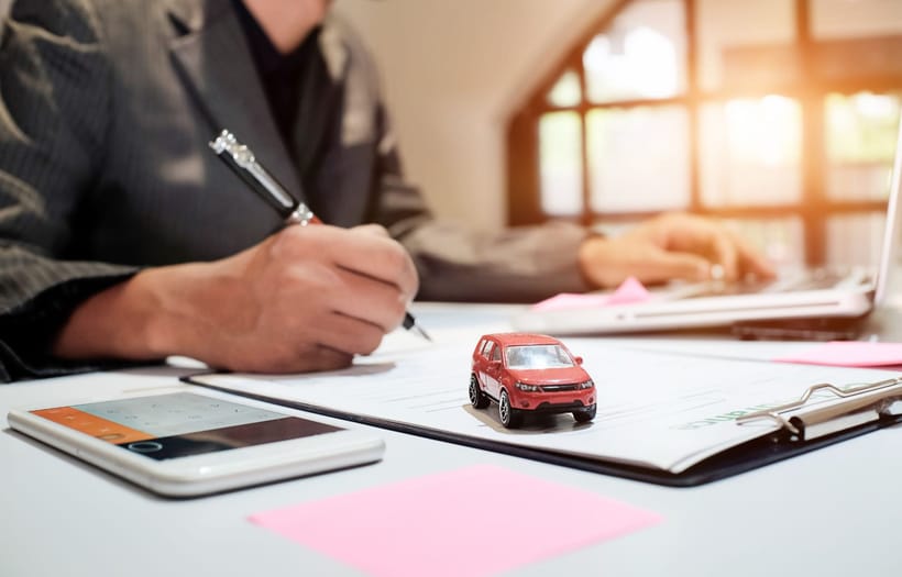🥇Vai renovar o seguro do carro? Veja o que você precisa saber em 2026